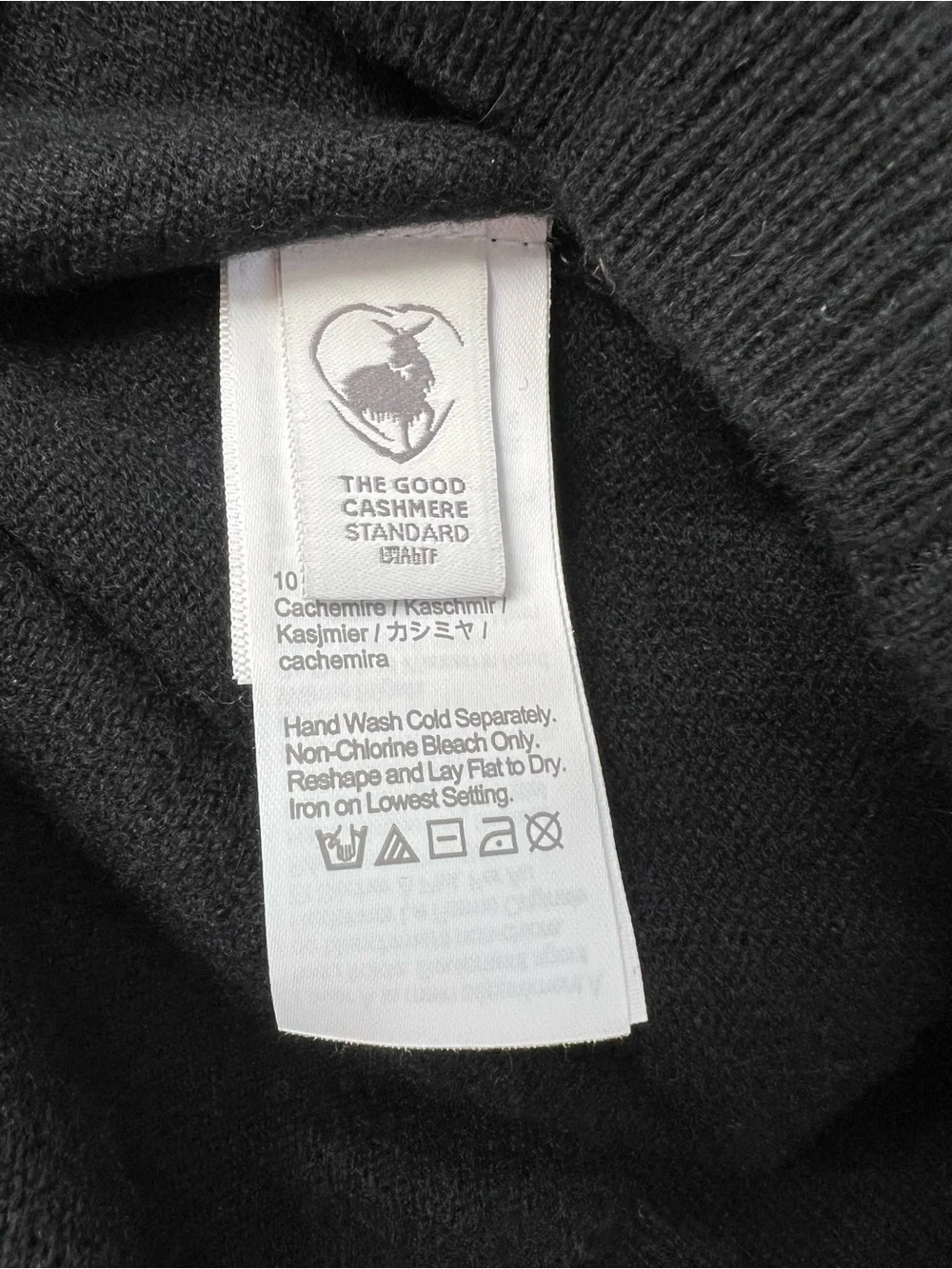 J. Crew Men’s Cashmere crewneck sweater in Black Size Medium NWT